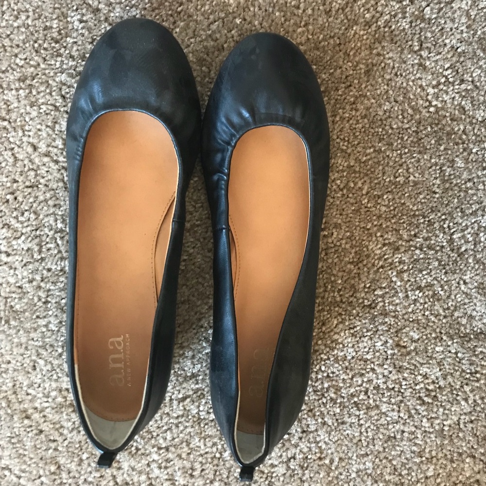 ANA black flats